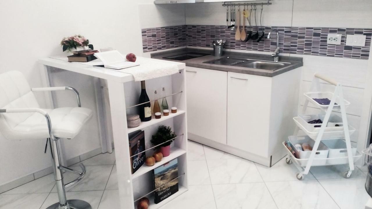 Apartman Marja - Studio Njivice Luaran gambar
